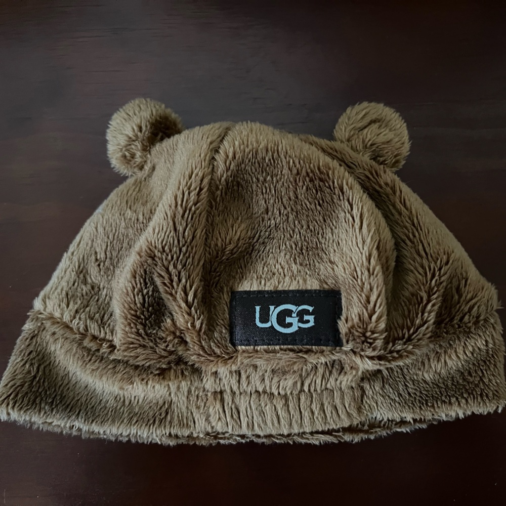 UGG baby bear winter hat brown